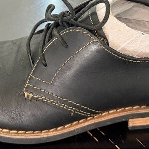 Men’s Original Penguin Black Leather Derby with Contrast Stitching